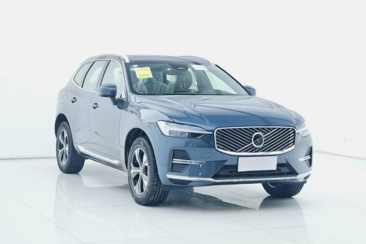 Used Volvo XC60 2026 B5 4x4 Smart Luxury Edition
