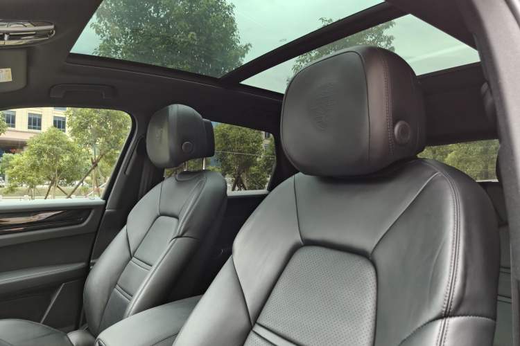 Used Porsche Cayenne E-Hybrid 2019 Cayenne E-Hybrid 2.0T
