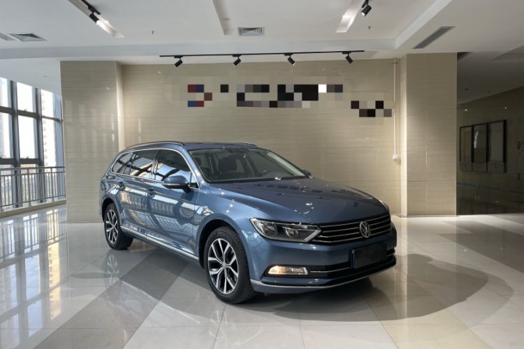 Used Volkswagen Variant 2018 380TSI Two-Wheel Drive Comfort Edition