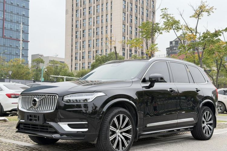 Used Volvo XC90 2023 B6 Zhiyi Luxury Edition 7-Seater