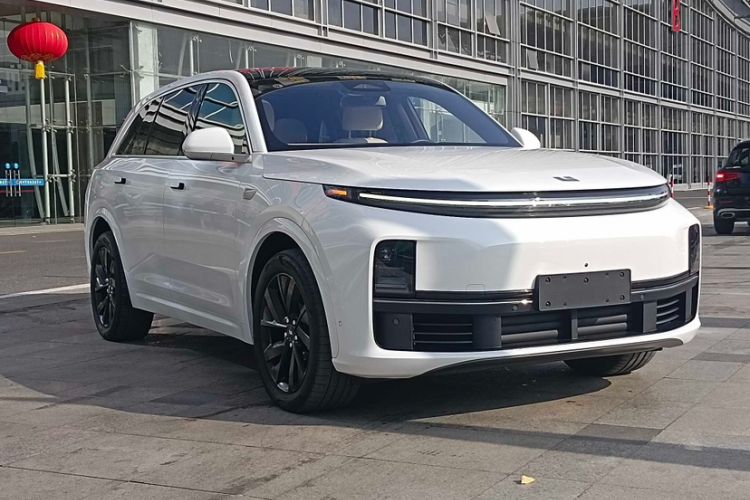 Used Li Auto L7 2023 Air model
