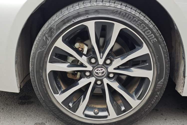 Used Toyota Levin 2022 Dual-Motor 1.8H E-CVT Sport Edition
