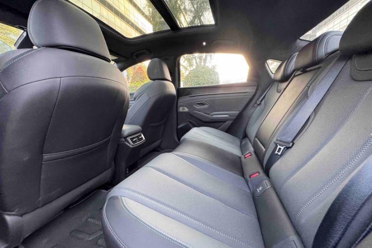 Used BYD Qin L 2025 DM-i Smart Drive 120KM Superior Model Interior 9