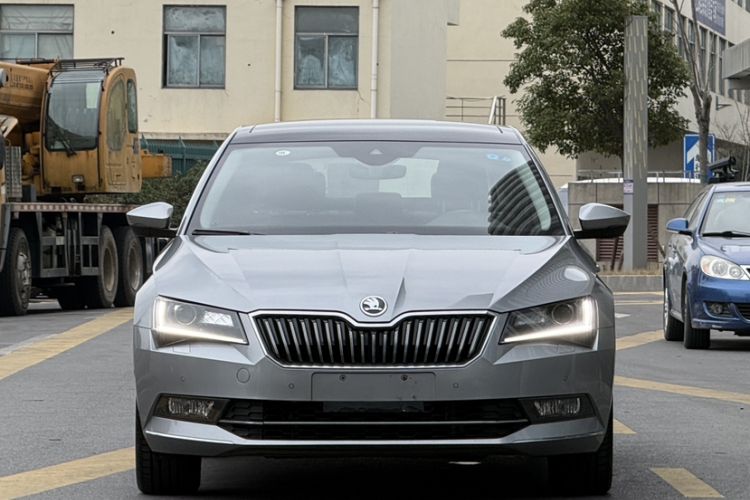 Used Skoda Superb 2016 TSI330 DSG Smart Drive Edition
