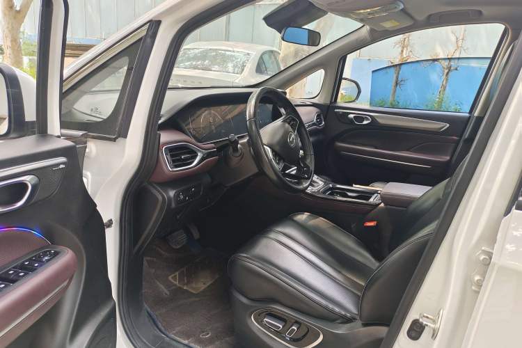 Used GAC Trumpchi M6 2023 PRO 270T DCT Luxury Edition