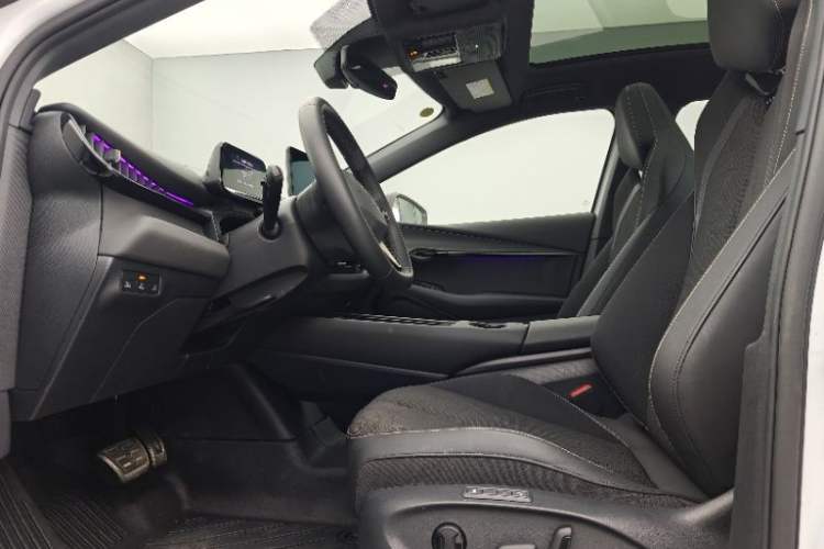 Used Volkswagen ID.UNYX 2024 Revised Pro Long-Range Version
