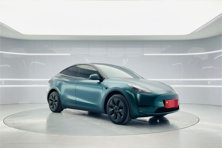 Used Tesla Model Y 2023 Rear-Wheel-Drive Version
