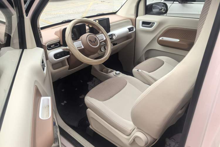 Used Wuling Hongguang MINIEV 2024 3rd Generation 215km Advanced Version