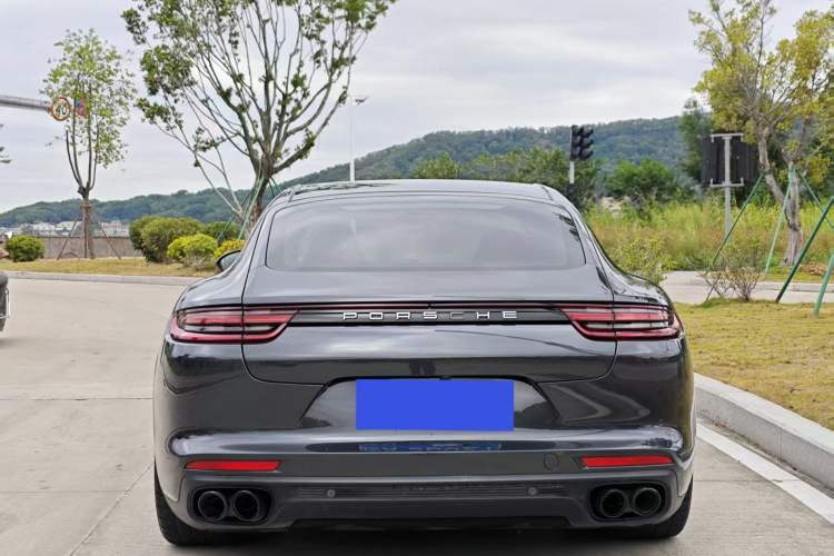 Used Porsche Panamera 2017 Panamera 4 Executive Long Wheelbase 3.0T