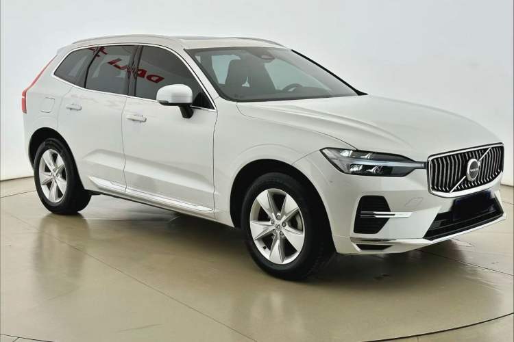 Used Volvo XC60 2022 B5 4x4 Zhiyi Luxury Edition
