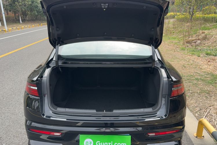 Used Geely Auto Preface 2025 Dongfang Yao 1.5TD Kunlun Edition
