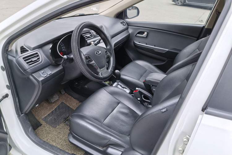 Used Kia K2 2015 Sedan 1.4L Automatic GLS