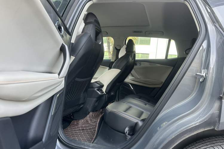 Used Lynk & Co 06 EM-P 2022 PHEV 84 km Range Pro Version
