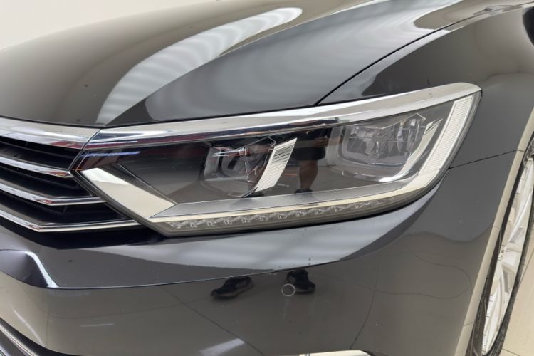 Used Volkswagen Magotan 2019 330TSI DSG Luxury Version China VI Standard
