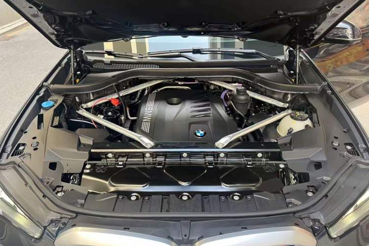 Used BMW X5 2023 xDrive 40Li M Sport Night Edition Package Interior 10
