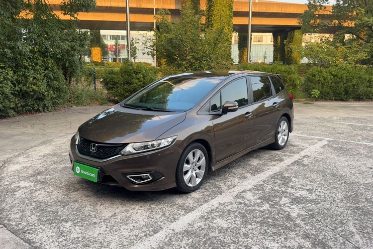 Used Honda Jade 2013 1.8L automatic Comfort version 5 seats