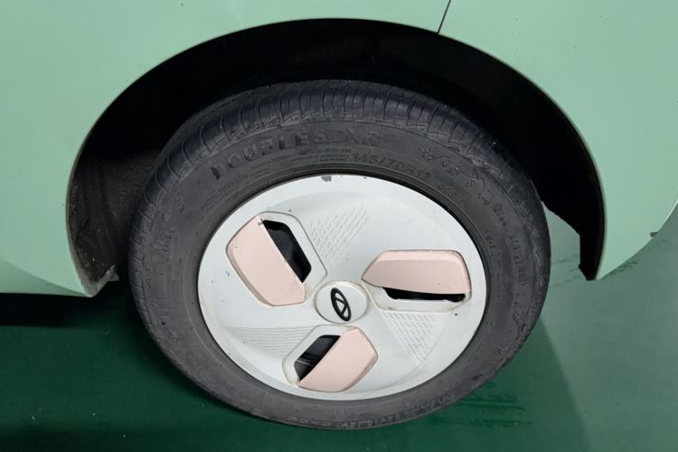 Used Chery QQ Ice Cream 2022 170km Sundae Phosphate Lithium-Ion Exterior 1