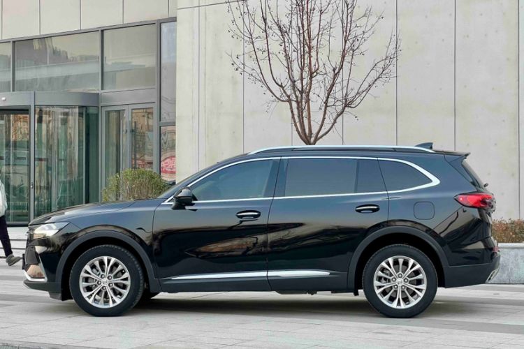 Used Buick Envision 2022 Encore Plus 652T Five-Seat Luxury Model
