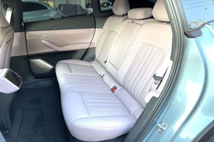 Used ONVO L60 2024 60 kWh Rear-Drive Version