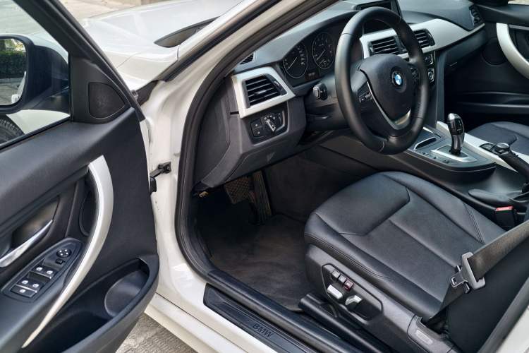 Used BMW 3 Series (Import) 2016 320i Sport Touring Edition
