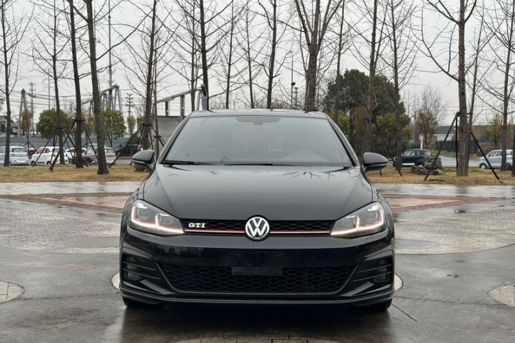 Used Volkswagen Golf GTI 2018 2.0 TSI GTI