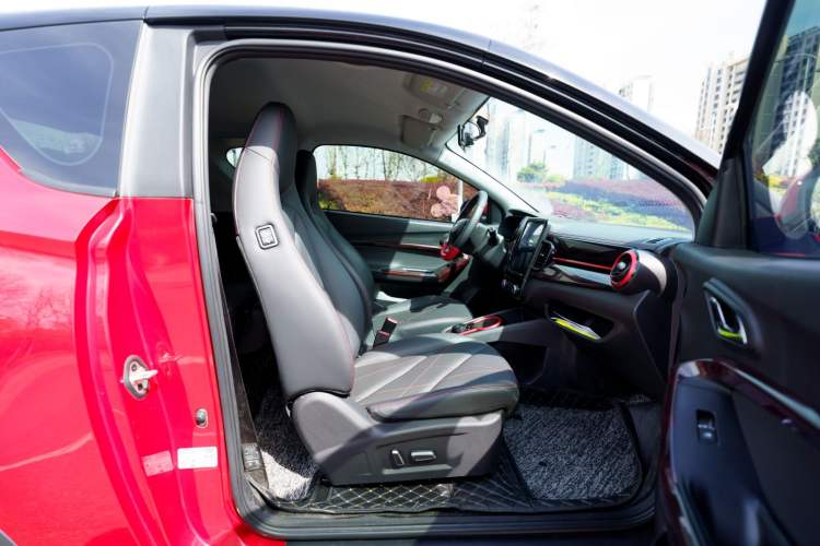 Used Chery QQ Little Ant 2022 Sweet Pink Edition Half-Sugar Version Lithium Iron Phosphate 30 kW 301 km
