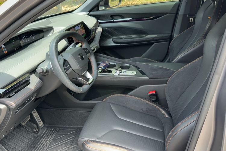 Used CHANGAN UNI-V 2022 2.0T Leading-Speed Edition Left Front Seat