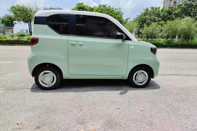Used Wuling Hongguang MINIEV 2021 Macaron Premium Model – Lithium Iron Phosphate