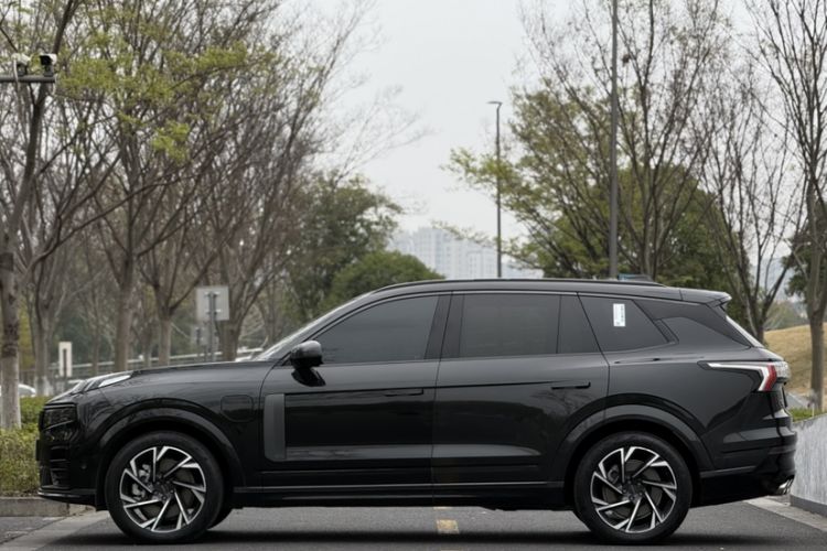 Used Lynk & Co 09 EM-P 2021 2.0T PHEV Ultra Six-Seater Exterior 3