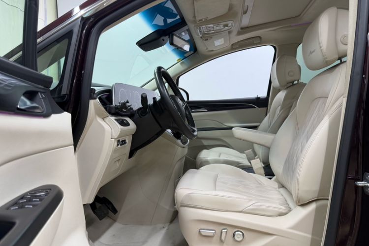 Used Buick GL8 2020 Avenir Avia Six-Seat Deluxe Edition