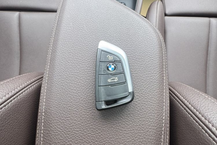 Used BMW X1 2020 sDrive25Li Leading Model
