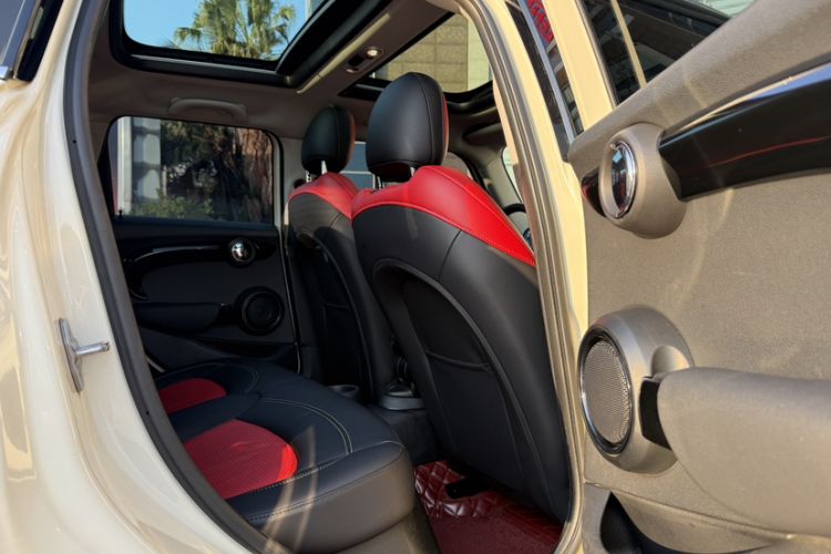 Used MINI 2019 1.5T COOPER Classic Edition Five-Door Version Exterior 9