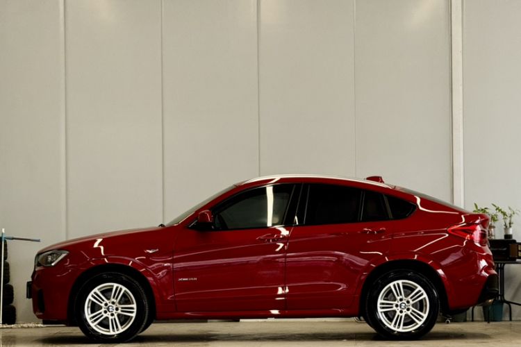 Used BMW X4 2016 xDrive20i M Sport Edition Exterior 4