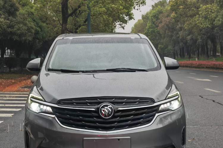 Used Buick GL8 2021 Land Cruiser Executive Class 652T Luxury Model