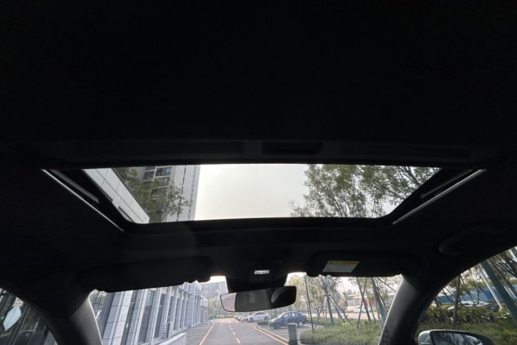 Used Roewe D6 2025 520km Smart Enjoyment Version