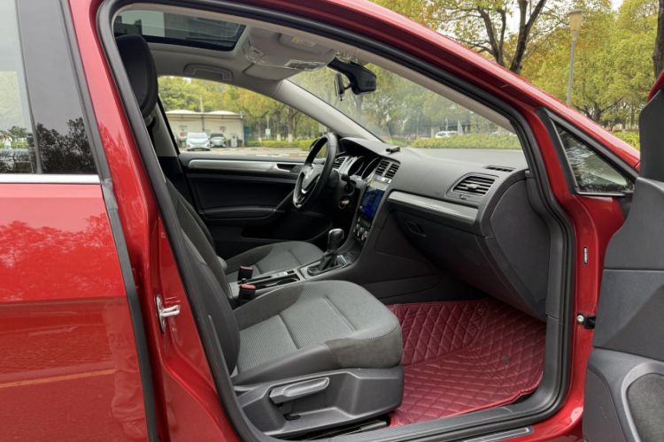 Used Volkswagen Golf 2019 280TSI DSG Comfort Version China V Standard Interior 6