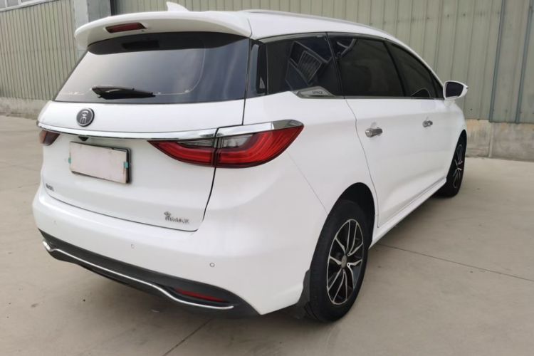 Used BYD Song MAX 2017 1.5T Automatic Smart Connect Prestige 7-Seater