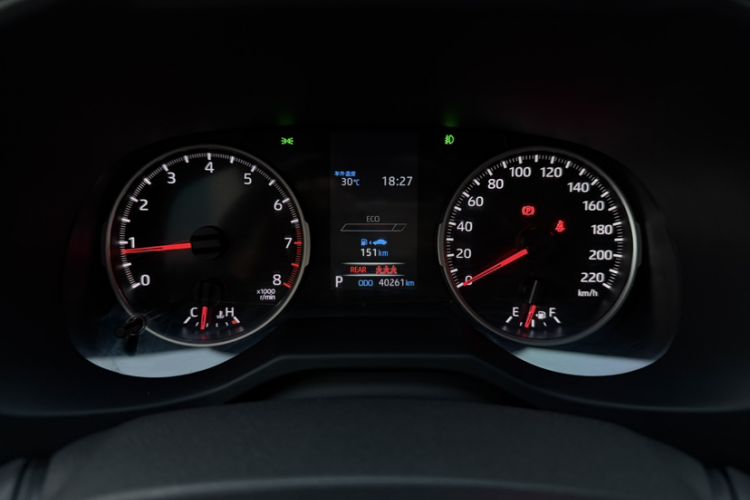 Used Toyota Wildlander 2022 2.0L CVT Two-Wheel Drive Leading Edition Odometer Close Up