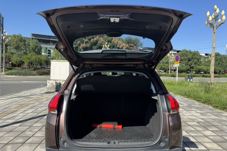 Used Peugeot 2008 2014 1.6L Automatic Fashion Edition