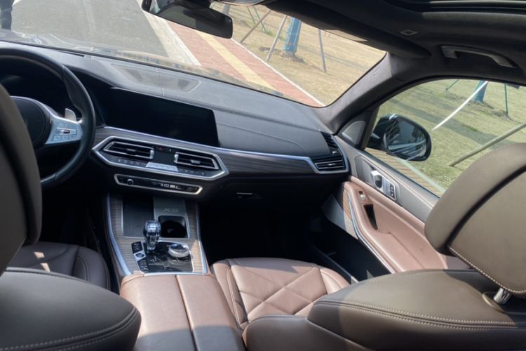 Used BMW X5 2022 xDrive 40Li M Sport Package
