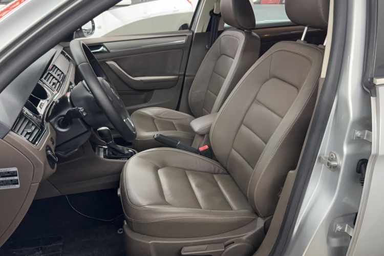 Used Volkswagen Bora 2014 1.6L Automatic Comfort Model Left Front Seat