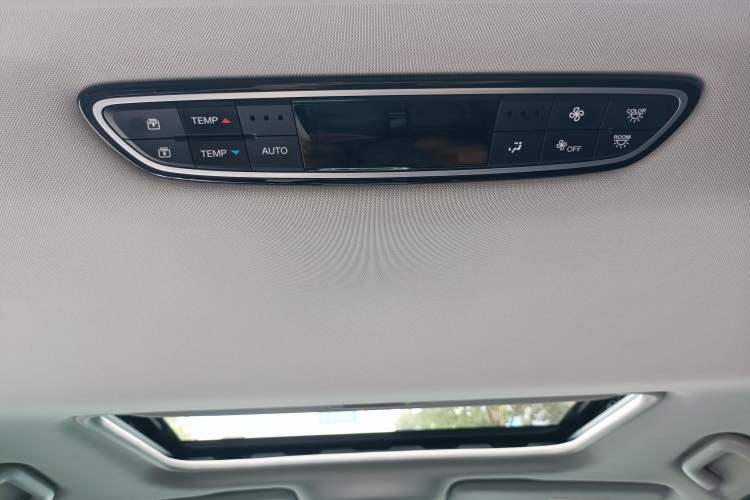 Used GAC Trumpchi M8 2021 Master Series 390T Ultimate Edition Interior 10