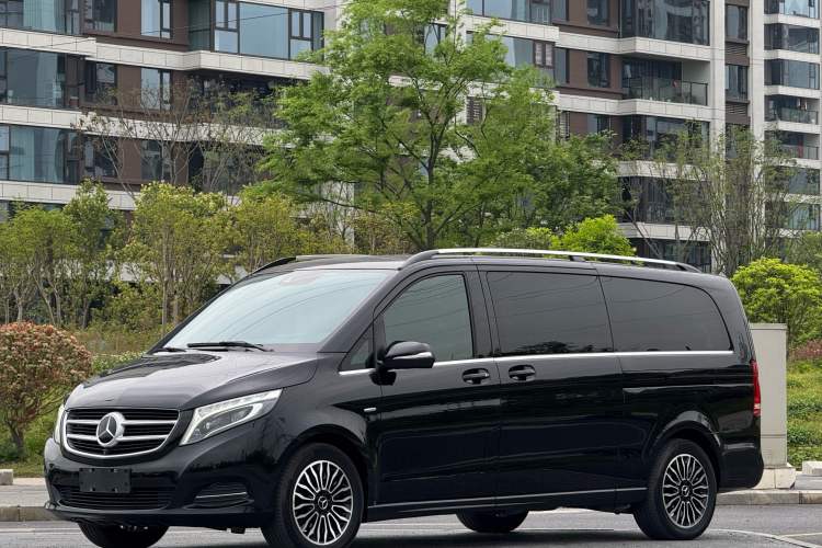 Used Mercedes-Benz V-Class 2017 V 260 L Prestige Extended Edition