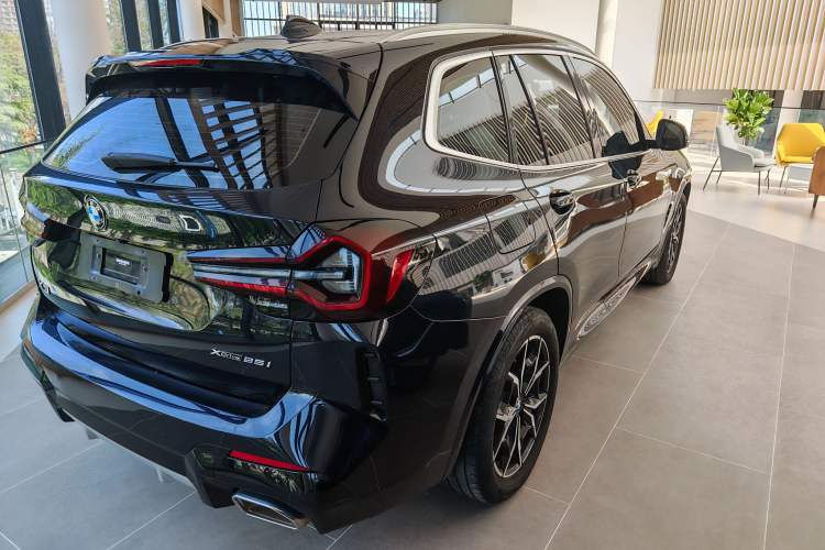 Used BMW X3 2022 Restyled xDrive25i M Sport Package Exterior 7