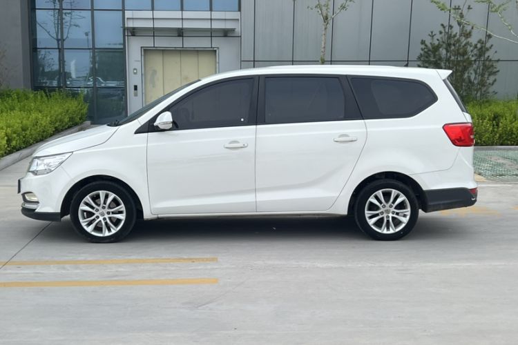 Used Baojun 730 2019 1.5L Manual Value Edition 7 Seats China VI Emission Standard Exterior 4