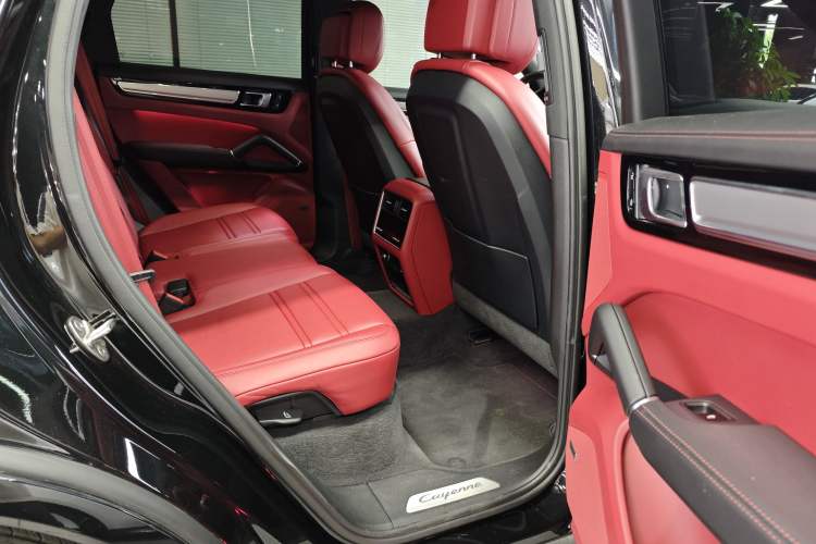 Used Porsche Cayenne E-Hybrid 2023 Cayenne E-Hybrid 2.0T Platinum Edition