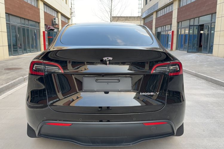 Used Tesla Model Y 2021 Standard Range Rear-Wheel Drive Version