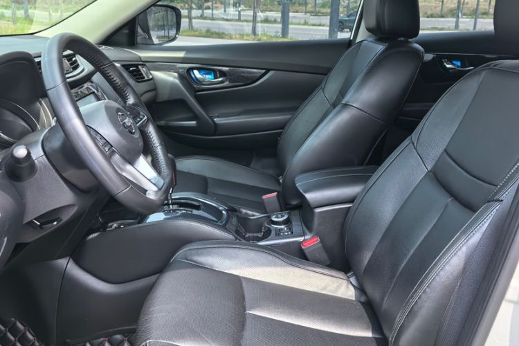 Used Nissan X-Trail 2017 2.5L CVT Luxury Edition 4WD
