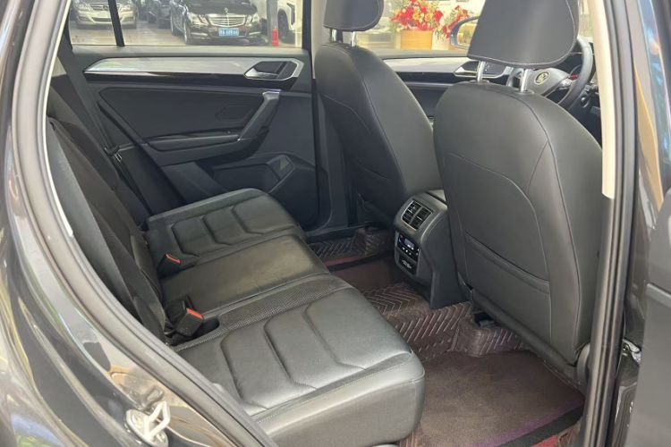 Used Volkswagen Tayron 2020 330TSI Two-Wheel Drive Luxury Smart Connectivity Version Interior 5