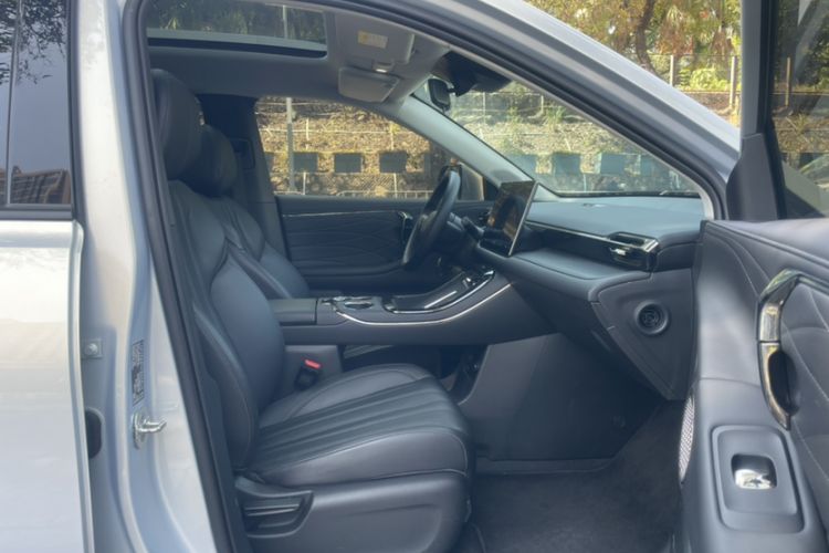 Used AION V 2024 Aion Tyrannosaurus 650 Smart Luxury Edition
